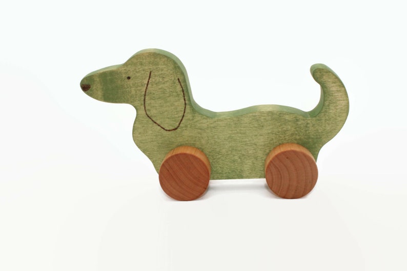 Holzspielzeug Hund auf Rädern. Holzspielzeug. Tiere. Hunde mit Etsy