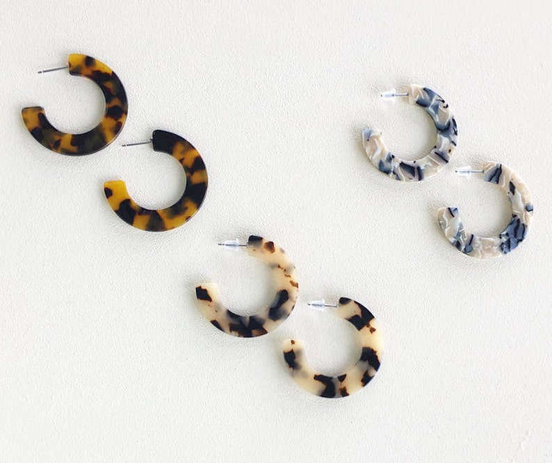 Tortoise Hoops/ 1.6 Flat Hoop/ Tortoise Shell Earrings / Blonde Tortoise/ Lightweight/ Acrylic Earrings image 1