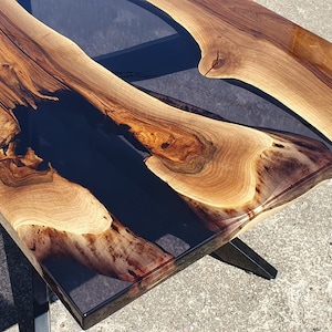 Epoxy river table with pigeon black transparent resin - walnut, high gloss