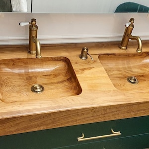 Dual washbasin / Wood Sink / Exclusive Wooden Washbasin / oak wood &#39;In green&#39; / epoxy resin