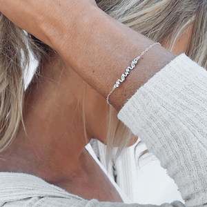 Mama Bracelet • New Mom Bracelet • Mom Jewelry • Personalized in Silver, Gold And Rose Gold