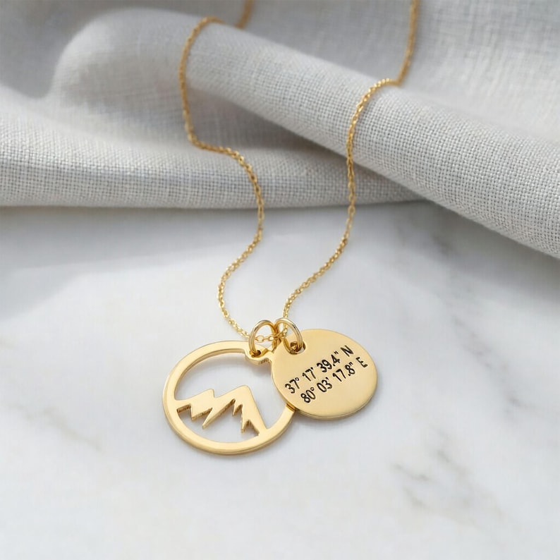 personalized gold mountain necklace