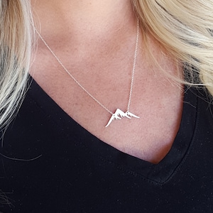 Mountain Pendant, Mountain Range Necklace, Mountain Necklace, Outdoor Jewelry, Nature Lover Gift, Wanderlust Necklace