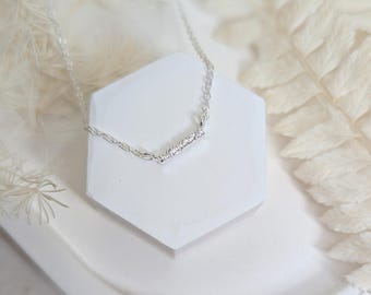 Collar con barra de circonita cúbica • Collar con barra de diamantes • Collar con barra de plata • Collar con barra fina • Collar con barra • Collar minimalista