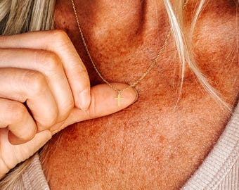 Tiny Cross Necklace • Gold Cross necklace • Dainty Cross Jewelry • Dainty Gold Cross Necklace • Cross Pendant • Cross Necklace