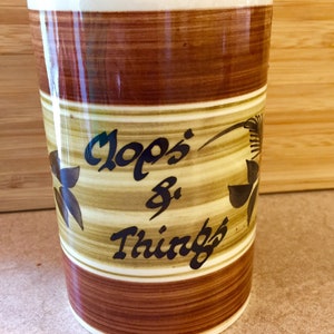 Vintage Toni Raymond utensils pot