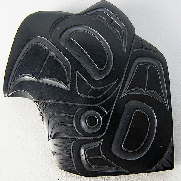 Stunning Vintage Larger Signed Pat Dixon Skidegate Argillite Native Abstract Style Eagle Carving Sculpture Pin