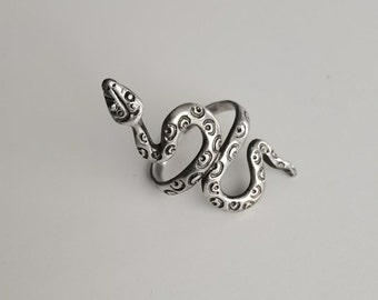 Sterling Silver Snake Ring - 925 Silver Serpent Ring for Women - Squiggle Wave Dainty Statement - Animal Gothic Band Stacking Ring .