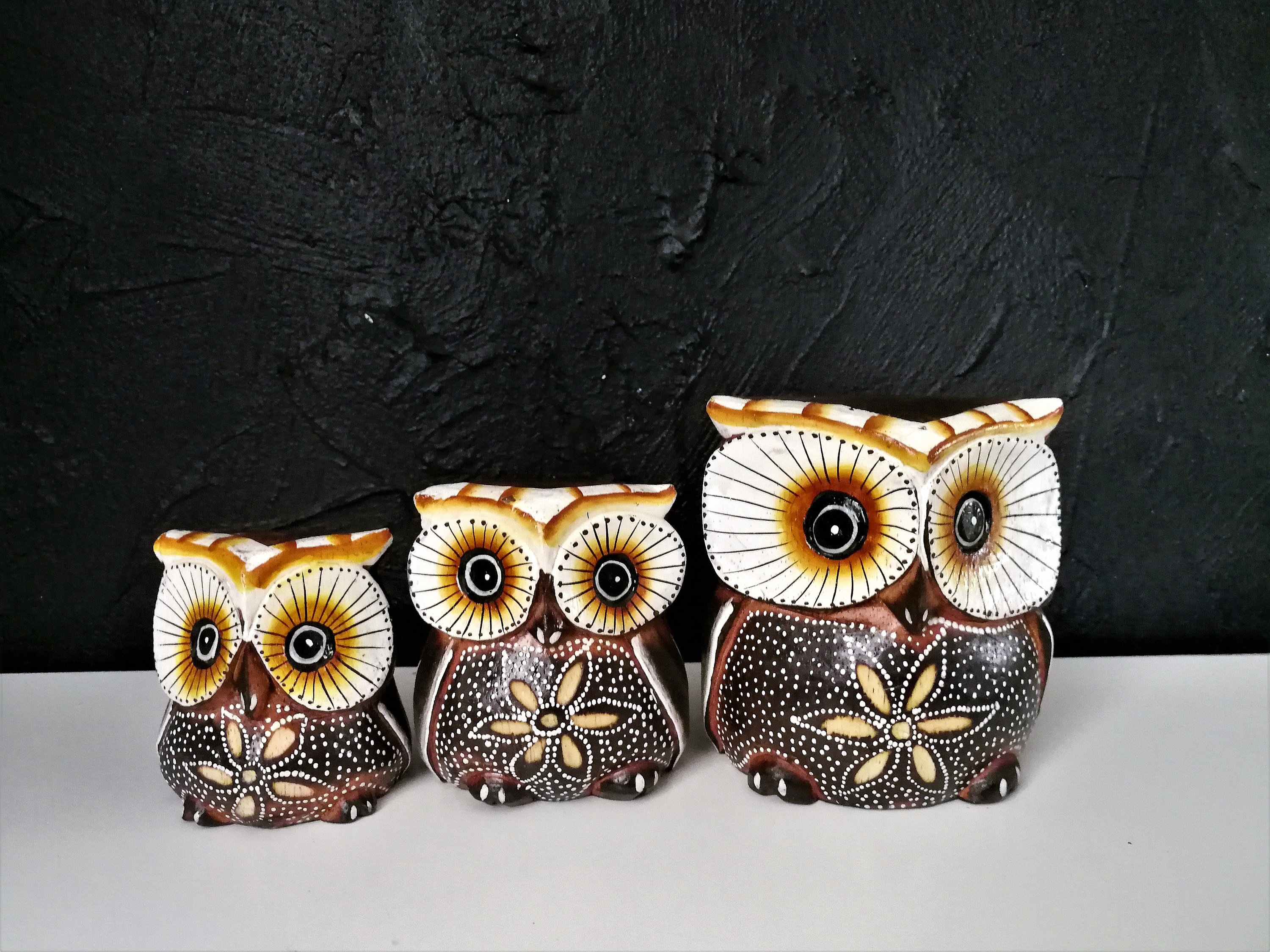 Vintage Set of 3 Brown Owl Figurines Wooden / Decor Office /hand