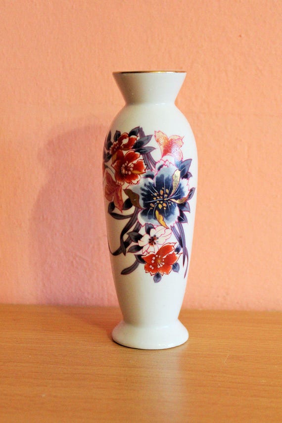 Vintage Japanese Porcelain Laudel Windflower Floral Vase Made in