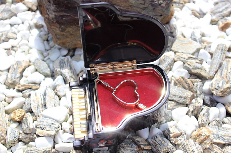 Trinket Box Plastic Grand Piano Music Box Jewelry Holder