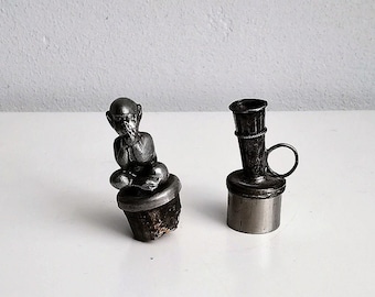 Tapa de metal y corcho vintage antiguo, herramienta Old Bar, equipo, vid, tapón de cóctel, tapa / tapón de botella de par.