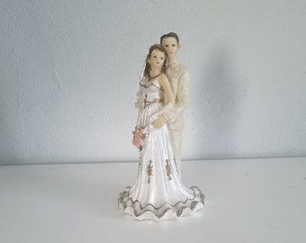 Vintage Handmade custom wedding cake topper wedding bobble head custom Personality Sculpture of Bride, Groom Polymer Doll Wedding Decoration