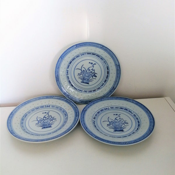set of 3 rice eyes chinese porcelain Blue White plate, Chinese plate, Rice Grain Ceramic, Oriental Decor, Lovely vintage Chinese .