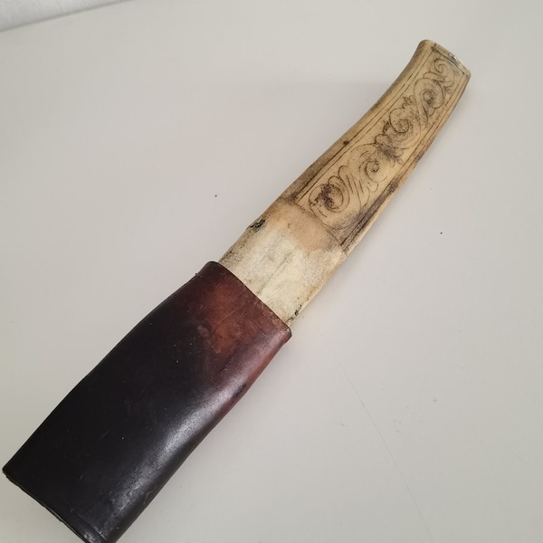 Estuche de cuchillo vintage de cuerno de ciervo, cuerno de ciervo real hecho a mano, hecho en finlandia, decoración de cocina, decoración del hogar, regalo para pescadores.