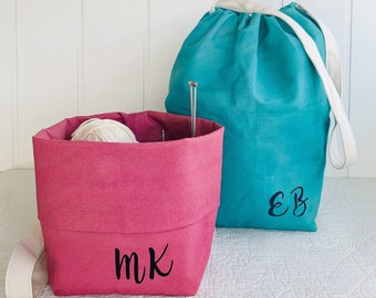 Personalized gift for knitters! Organic canvas knitting bag/organizer, many pockets, monogram/initials option. Eco-friendly & sustainable.