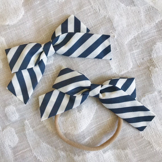 Navy and White Striped School Girl Bow, toddler bow, hair clip, nylon baby headband, 4th of July bow, girl fashion, baby girl, patriotic bow