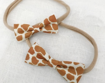 Giraffe Print Bow, safari bow, animal print bow, animal print headband, baby headbands, bow headbands, nylon headbands, zoo bow