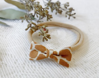 Giraffe Print Itty Bitty Bow Headband, newborn bow, baby girl, animal print bow, preemie headband, baby shower gift girl