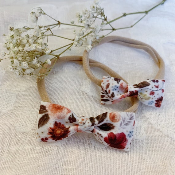 New Baby Gift, Floral Bow Headband, baby girl, headbands, hair bows, hair clips, baby shower gift, nylon headbands, newborn girl, infant bow