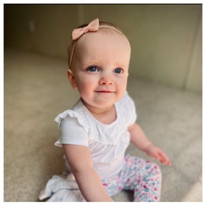 Baby Girl Gift, Peachy Pink Linen Bow, Baby Girl Headband, Pink Bow Headband, Baby Bow, Soft Nylon Headband, Infant Girl, Newborn Headband image 2