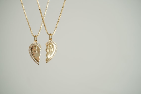 Friendship Gold Heart Necklace Set Gold Two Piece Jewelry For Women And Men  With Heart Statement Pendant Perfect Graduation Gift In 2021 From  Jewelrynecklacenice, $11.36 | DHgate.Com