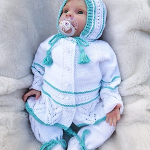 Knitted baby outfit for newborn baby. White cotton coming home outfit. Handmade cotton baby newborn clothes