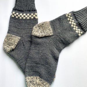 Knitted Wool Socks for Men: Oversized Gray Gift