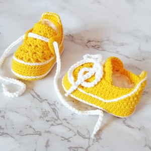 Crochet  light baby booties. Newborn baby cotton boots . Infant shoes size 10 cm. Crochet booties.