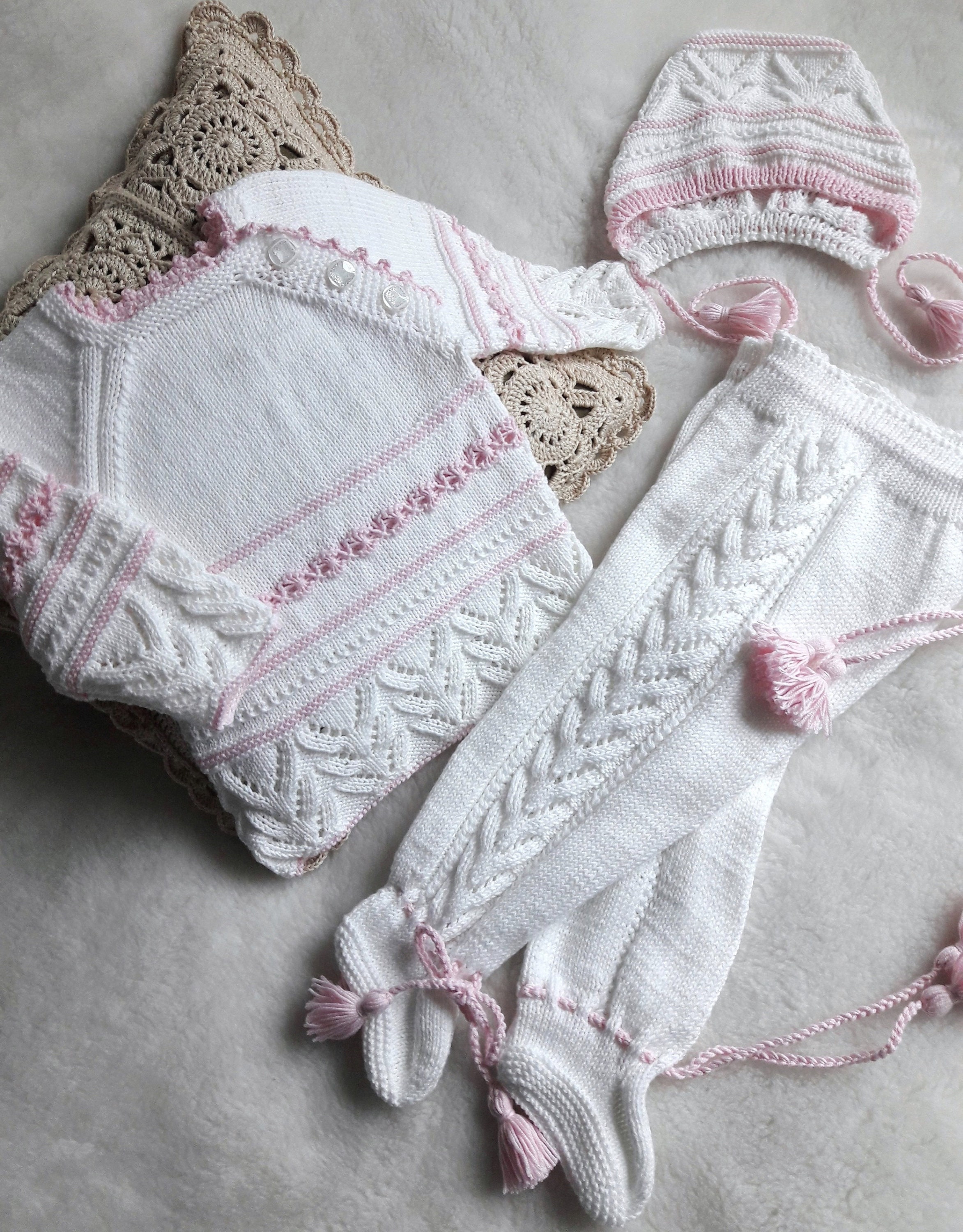knitted newborn clothes