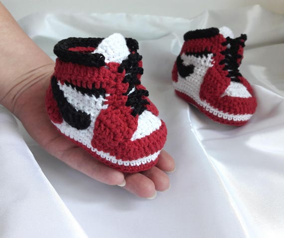 baby knit sneakers