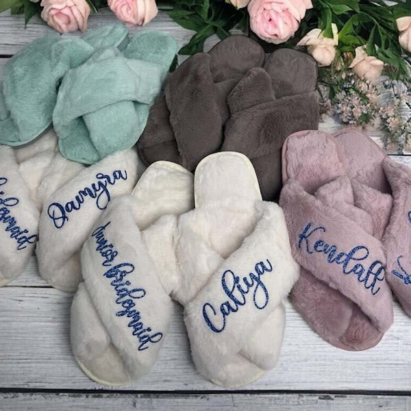 Custom Fluffy Slippers, Spa Party Slippers, Fluffy Flip Flops, Custom Bridesmaid Slippers, Bridesmaid Gifts, Bachelorette Slippers