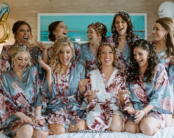 Clearance!!! Bridesmaid Robes, Bridesmaid Gifts, Getting Ready Robes, Bridal Party Gifts, Floral Bridesmaid Robes Set, Navy Floral Robes