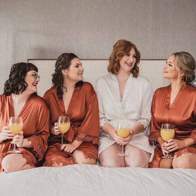 Bridesmaid Robes Set of 4,5,6,7,8,9,10,11,12,13,14,15, Silk Bridesmaid Robes, Bridesmaid Gift, Bridal Robes, Wedding Robes, Lace Satin Robes zdjęcie 15