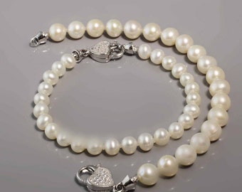 Pearl Bracelet with Crystal Heart -Pearl Bracelet -Silver Bracelet -Heart Bracelet -Breaded Bracelet -Crystal Heart -Bridal Gift -UK Shop