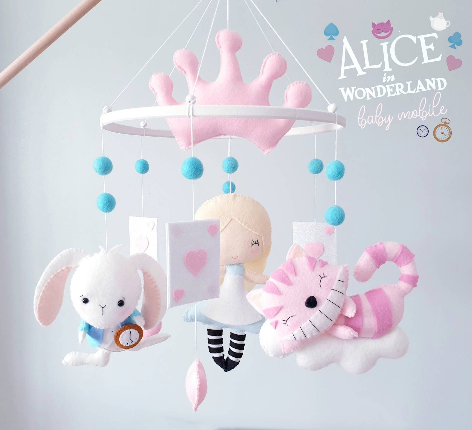 Baby Felt Mobile Alice in Wonderland/ Cheshire Cat / White Rabbit /  Flamingo / Alice/ Nursery / Musical / Chambre Bébé / 