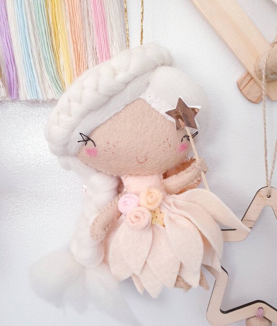 Muñecas hadas de tela sales