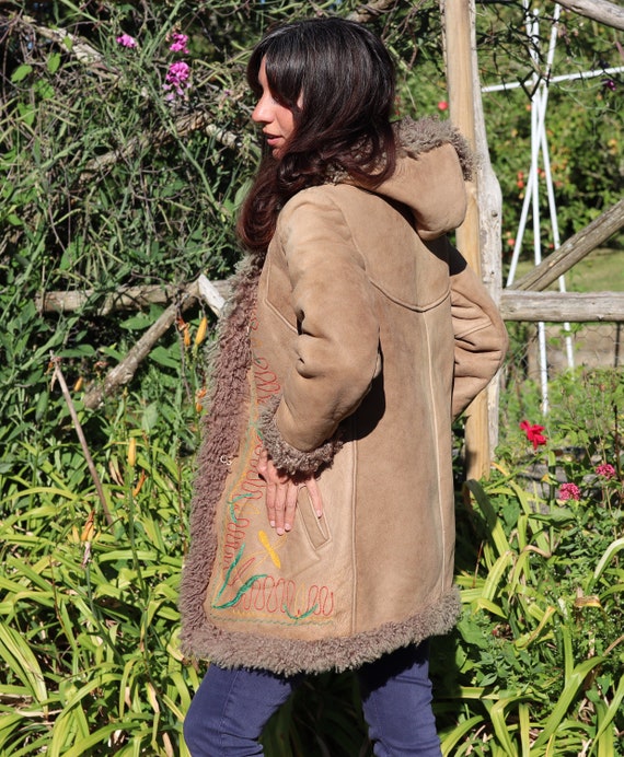 Vintage 1960s Embroidered Hooded Afghan Coat Jack… - image 5