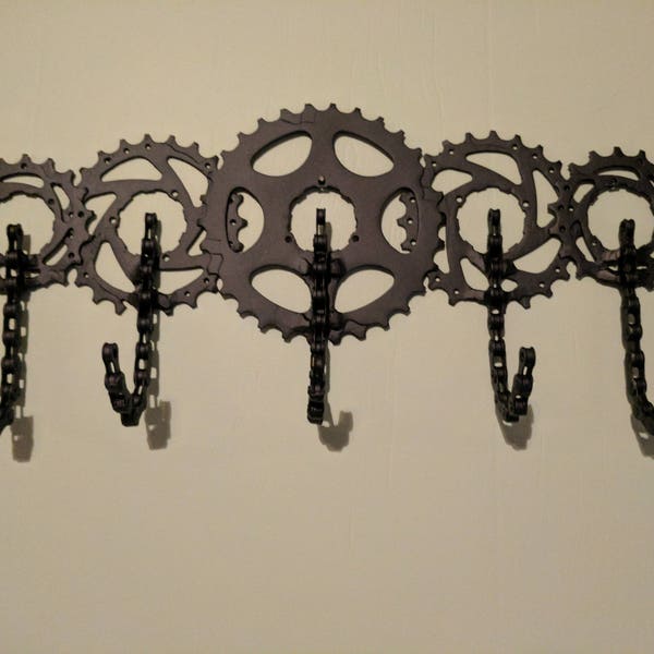 Wall Mounted, keychain holder, bicycle hooks, 5 hook, recycled chain art