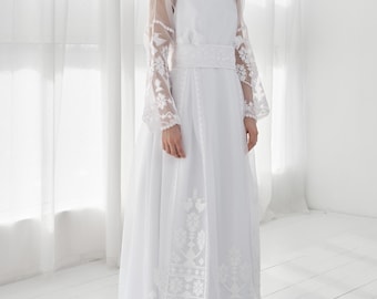 Luxury White Organza Wedding Dress – Hand Embroidered Bridal Gown with Symbolic Whitework Details