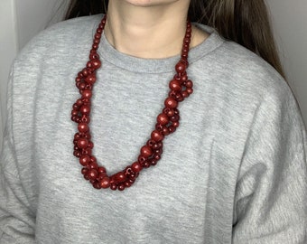 Burgundy beaded necklace for women, Dark red wood bead necklace, Maroon chunky wooden necklace, wine red natural handmade beaded jewelry