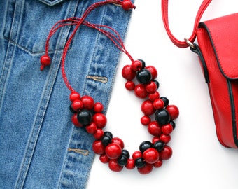 Red black wooden bead necklace for women, big chunky wood bead necklace, large statement beaded bib necklace, natural handmade jewelry