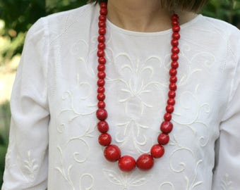 Red wooden necklace for women, chunky long beaded necklace, non metal wood bead necklace, statement large bead necklace