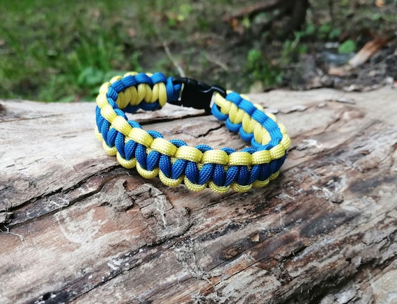 Paracord flag best sale bracelet