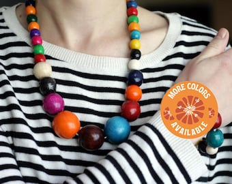 Handmade large bead necklace for women, Chunky beaded necklace, modern wood bead necklace, statement graduated wooden big bead necklace