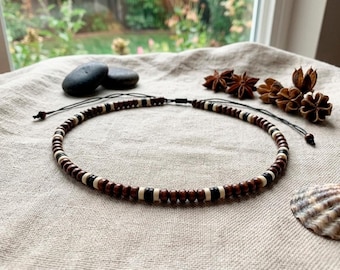 Natural Wooden Bead Choker Necklace – Adjustable Wood Jewelry for Men & Women