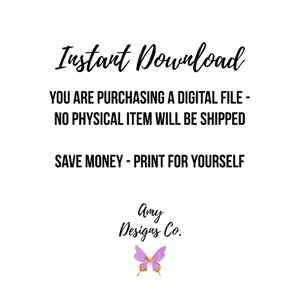 Op de afbeelding: Tekst "Direct Downloaden" met een vlindergrafiek en de tekst "Amy Designs Co."