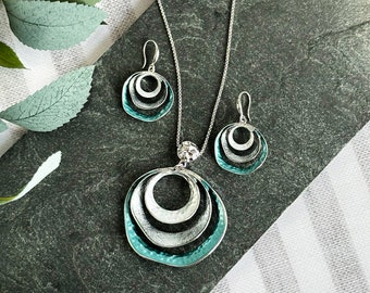 Boho Style Three Circles Necklace and Earrings Set, Silver Statement Jewelry, Bohemian Chic Gift for Her, Unique Geometric Abstract Jewelry