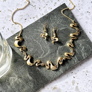 Gold wave necklace, etched wave necklace, bold geometric statement necklace for her, unique textured statement necklace, beach jewelry, summer fashion jewelry, statement chain necklace, unique earring and necklace set, complete jewelry set for her