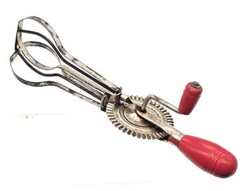 Vintage Hand Crank Egg Beater Mixer Red Handle Gear Driven New Britain Machine